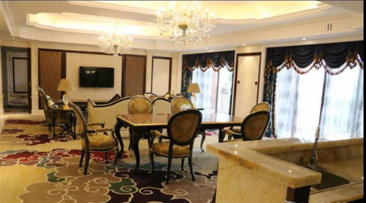 Jinqian Jiahua International Hotel Chishui  Exterior photo